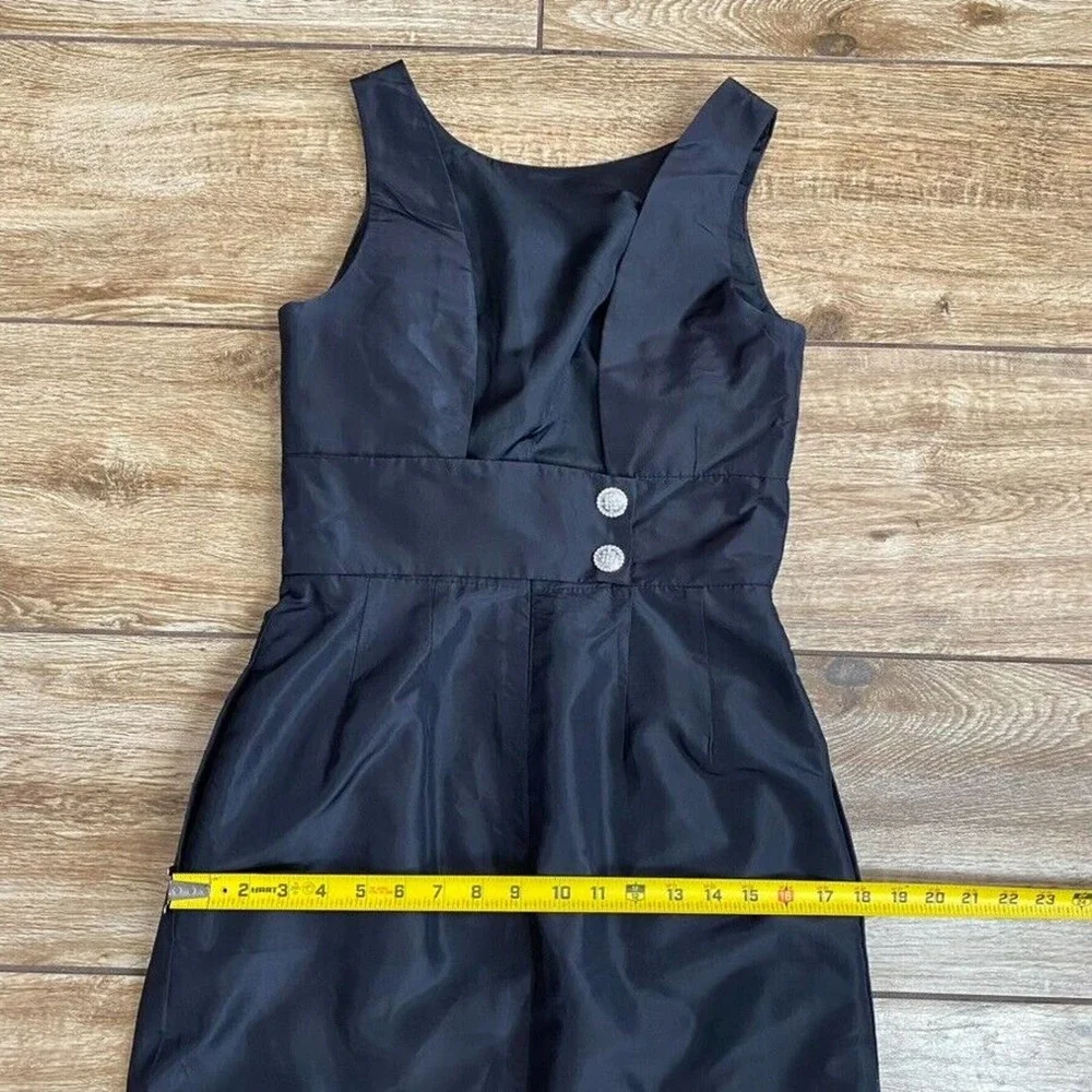 SILK Cocktail Dress in Black size 6 Expose Back